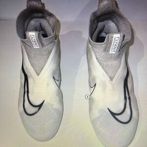 Nike alpha menace elite 3